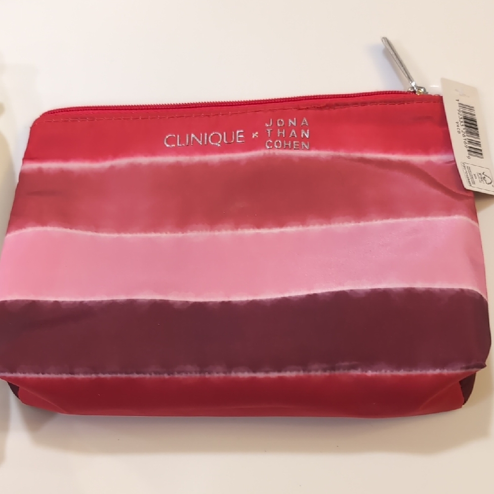 Clinique Sample Pack With Make Up Bag